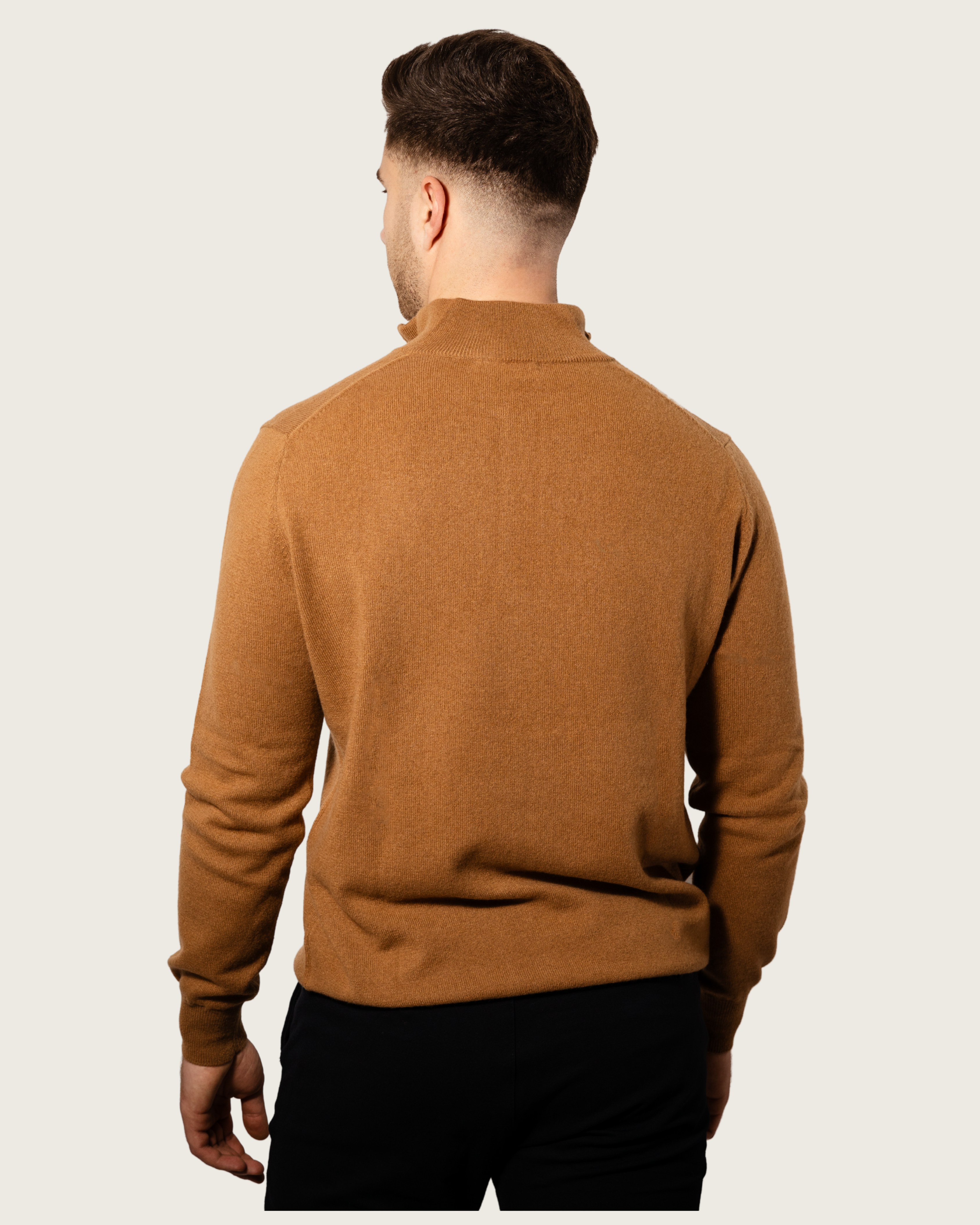 Pulover Half-Zip — Corița